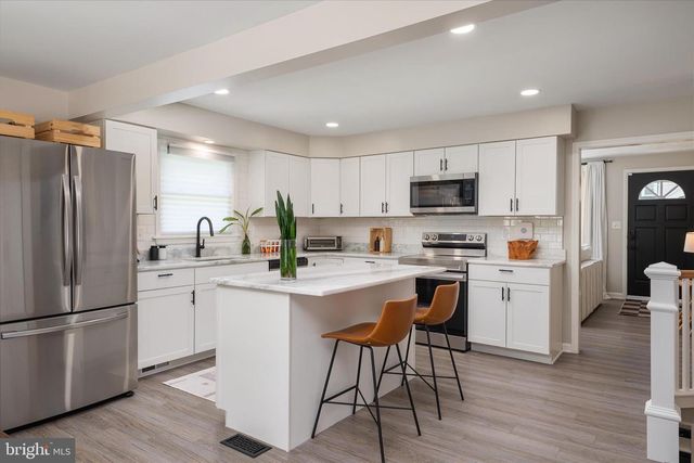1302 CARROLL RD, Severna Park, MD 21146