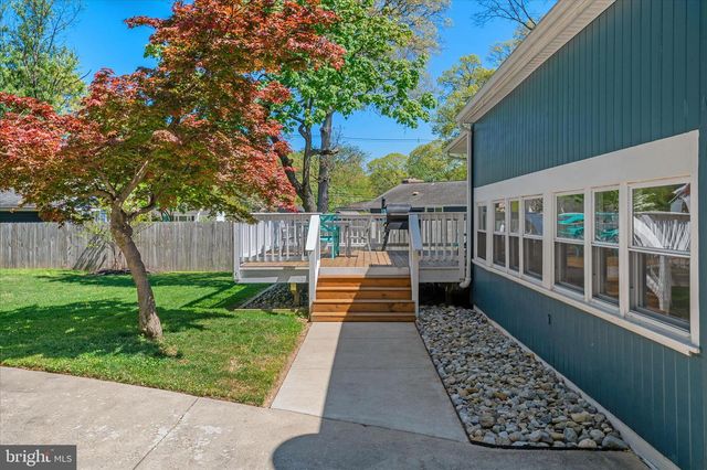 1302 CARROLL RD, Severna Park, MD 21146