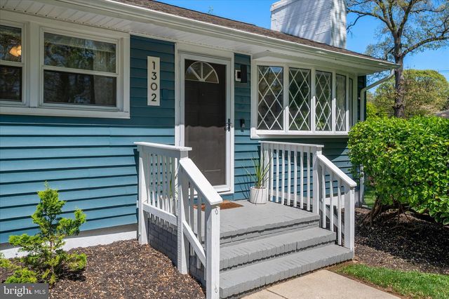 1302 CARROLL RD, Severna Park, MD 21146
