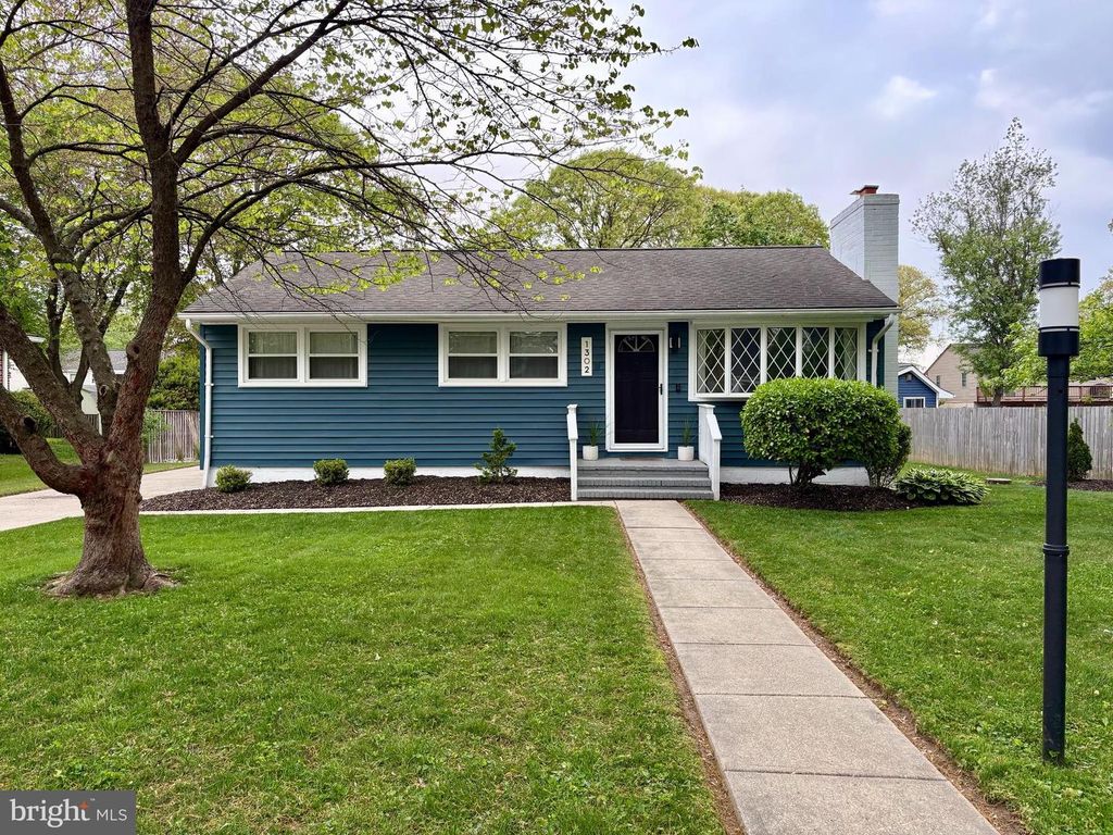 1302 CARROLL RD, Severna Park, MD 21146