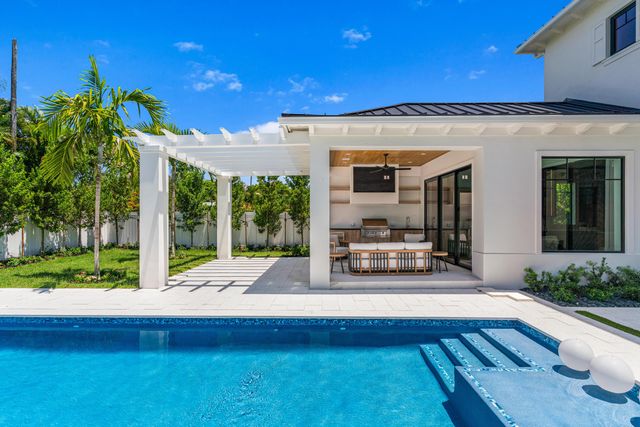 720 NW 3rd Avenue, Delray Beach, FL 33444