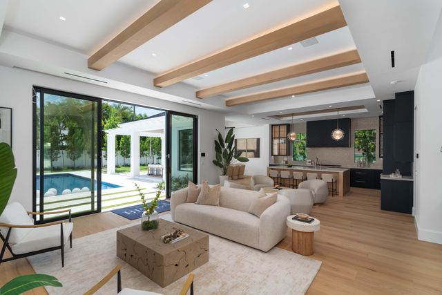 720 NW 3rd Avenue, Delray Beach, FL 33444