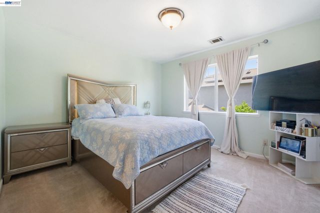 125 Bennett St, Gilroy, CA 95020