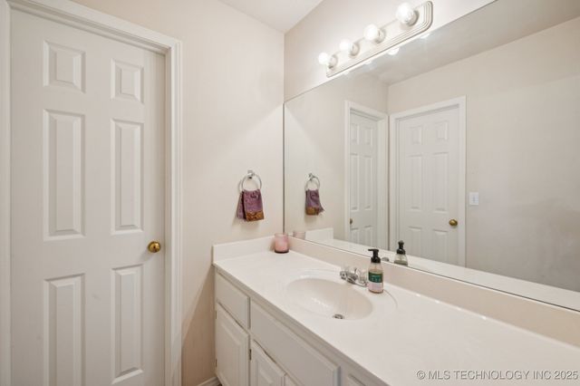 9400 N 138th East Avenue, Owasso, OK 74055