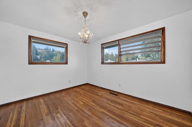 7011 N G St, Spokane, WA 99208