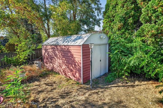 7011 N G St, Spokane, WA 99208