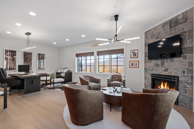 16 Back Forty Road, Lincoln, NH 03251