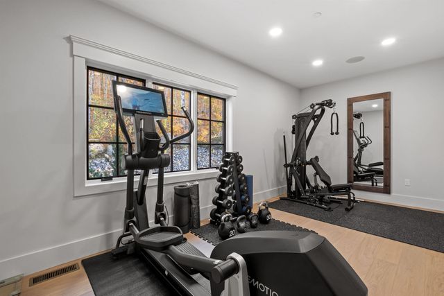 16 Back Forty Road, Lincoln, NH 03251