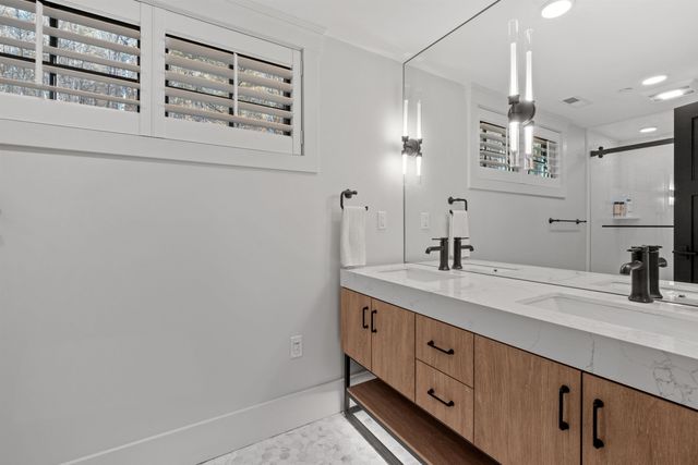 16 Back Forty Road, Lincoln, NH 03251