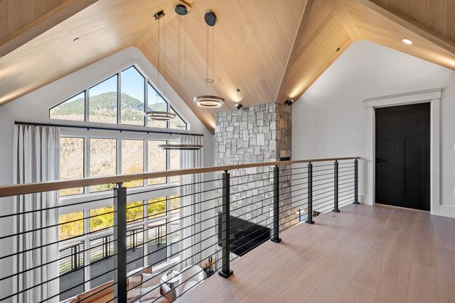 16 Back Forty Road, Lincoln, NH 03251