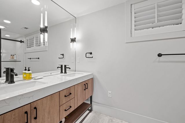 16 Back Forty Road, Lincoln, NH 03251