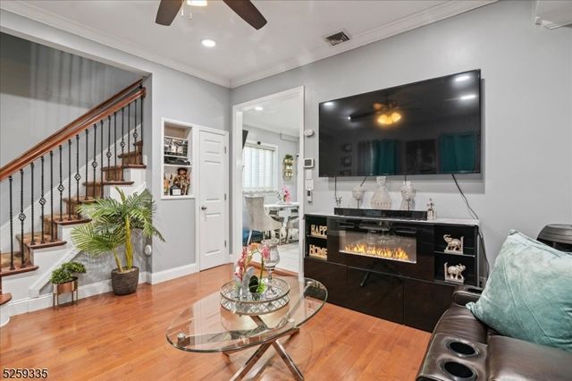 7 Martin St, Paterson City, NJ 07501