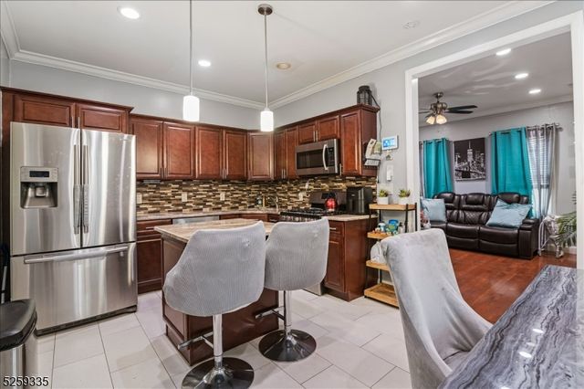 7 Martin St, Paterson City, NJ 07501