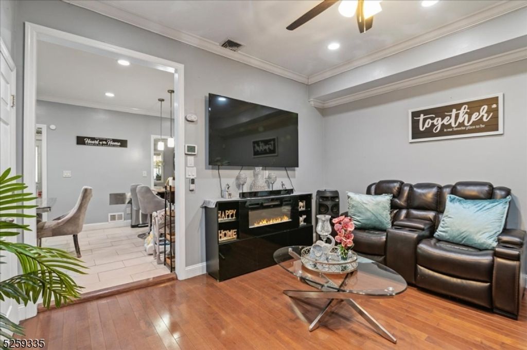 7 Martin St, Paterson City, NJ 07501 — photo 4