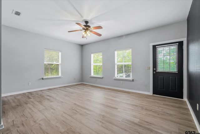 14227 County Road 438, Lindale, TX 75771