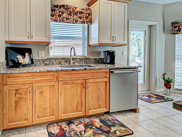 201 KING PALM COURT, Venice, FL 34292