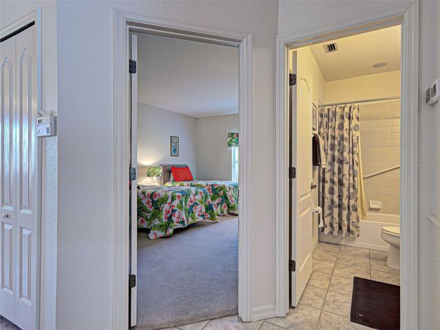 201 KING PALM COURT, Venice, FL 34292