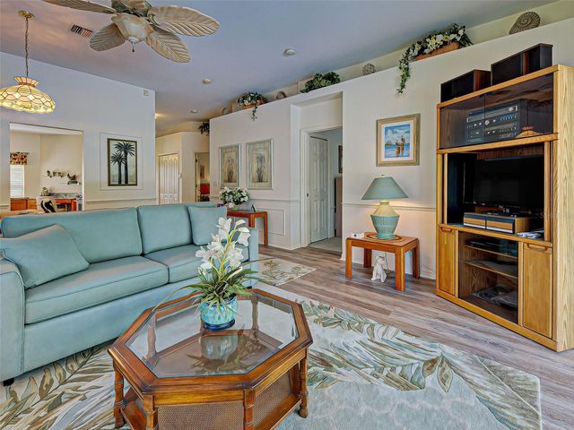 201 KING PALM COURT, Venice, FL 34292