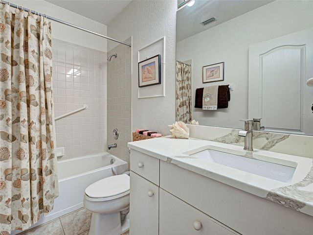 201 KING PALM COURT, Venice, FL 34292