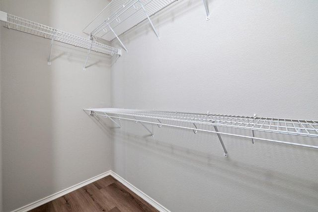 7501 Shadowridge RUN 119, Austin, TX 78749