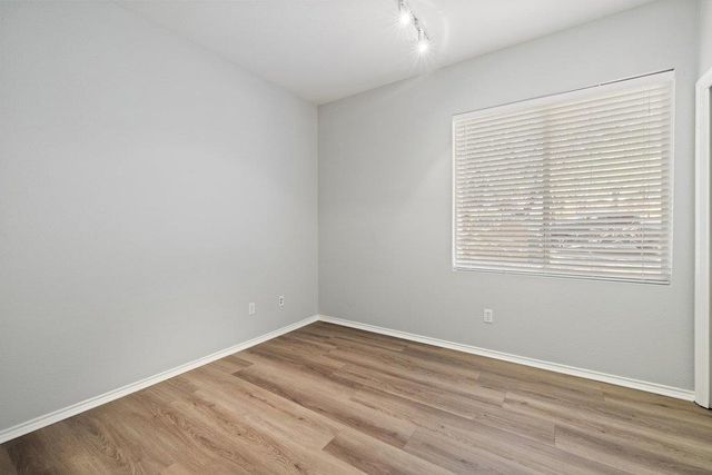 7501 Shadowridge RUN 119, Austin, TX 78749