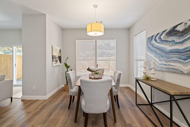 7501 Shadowridge RUN 119, Austin, TX 78749