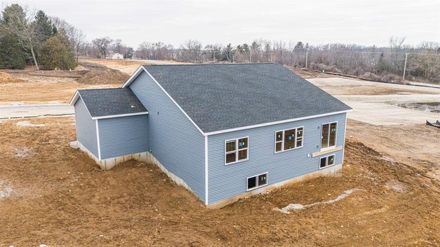 506 Ridge Court, Orfordville, WI 53576