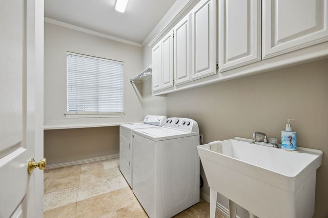6825 Oak Park Lane, Plano, TX 75023