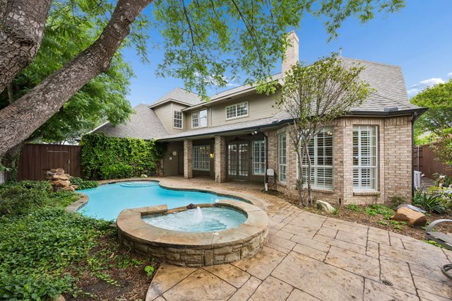 6825 Oak Park Lane, Plano, TX 75023