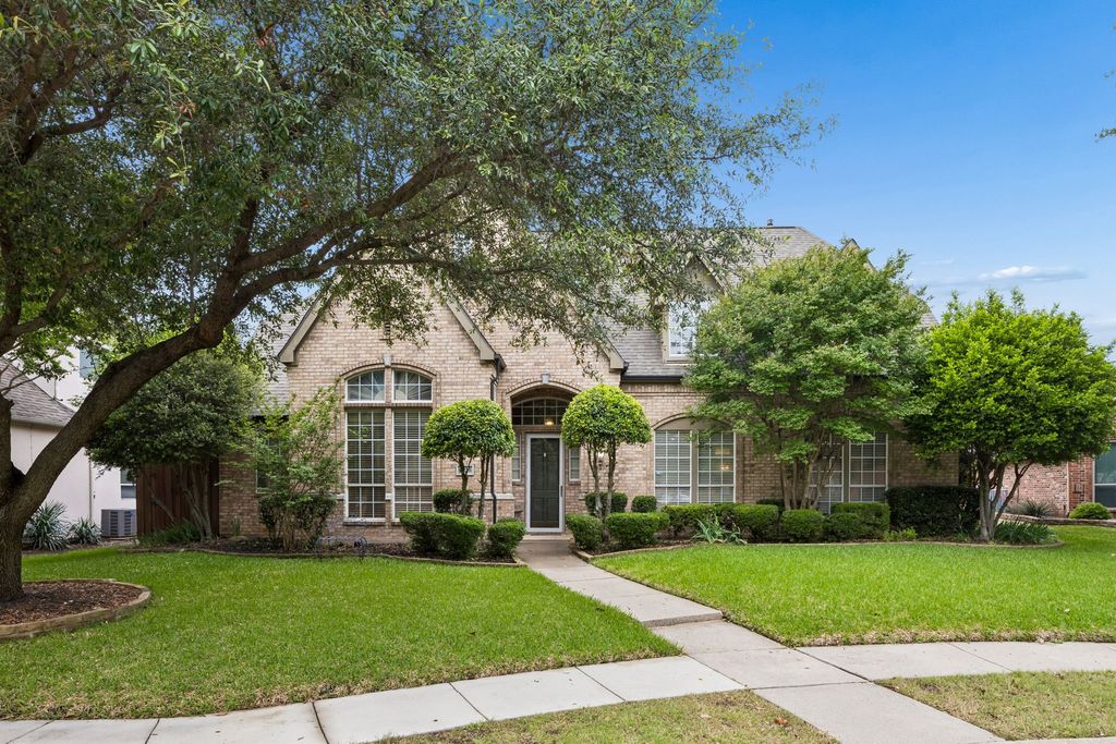 6825 Oak Park Lane, Plano, TX 75023