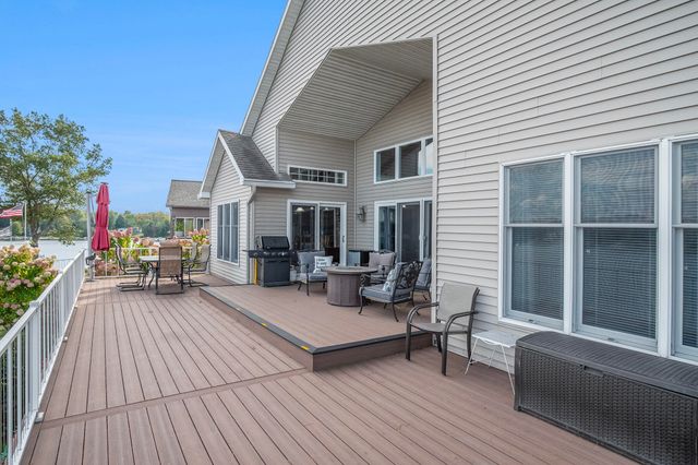 7988 Island Court, Morton Twp, MI 49346