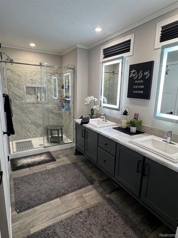 6450 Prince Boulevard, Fenton, MI 48430