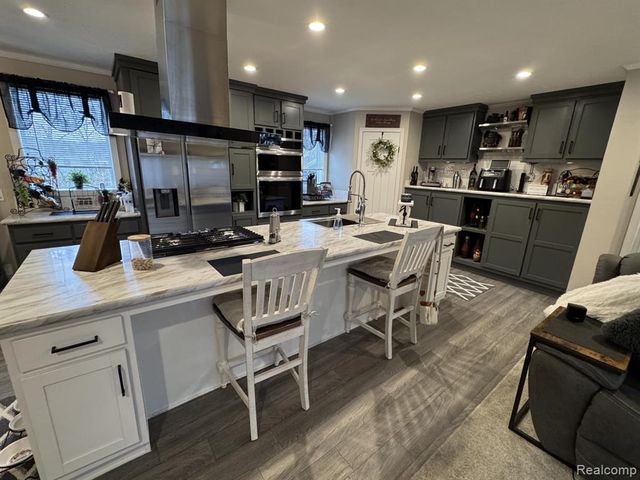 6450 Prince Boulevard, Fenton, MI 48430