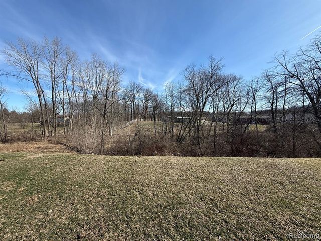 6450 Prince Boulevard, Fenton, MI 48430