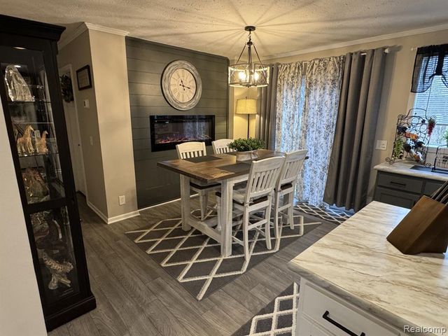 6450 Prince Boulevard, Fenton, MI 48430