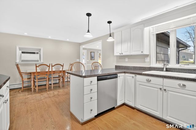 65 Stonehedge Drive, Newington, CT 06111