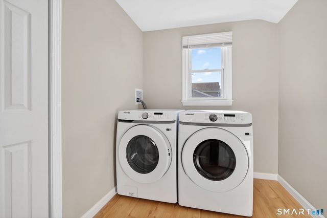 65 Stonehedge Drive, Newington, CT 06111