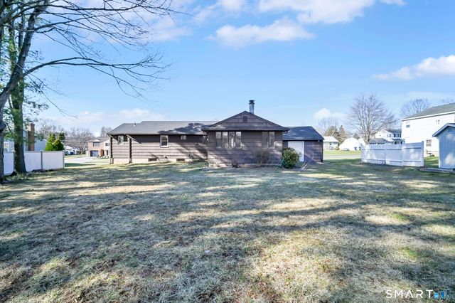 65 Stonehedge Drive, Newington, CT 06111