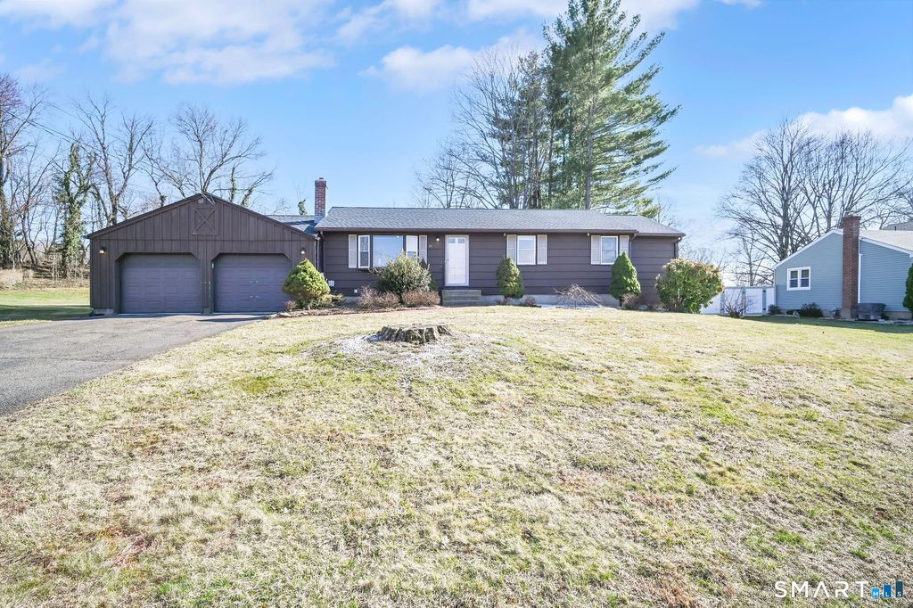 65 Stonehedge Drive, Newington, CT 06111