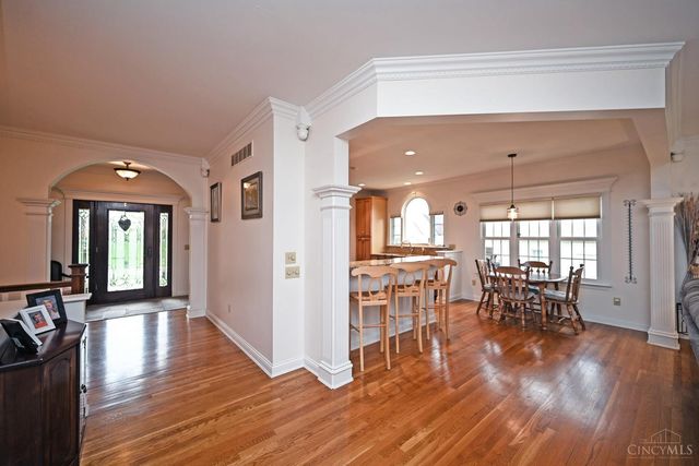 4220 St Cloud Way, Miami Twp, OH 45002
