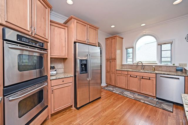 4220 St Cloud Way, Miami Twp, OH 45002