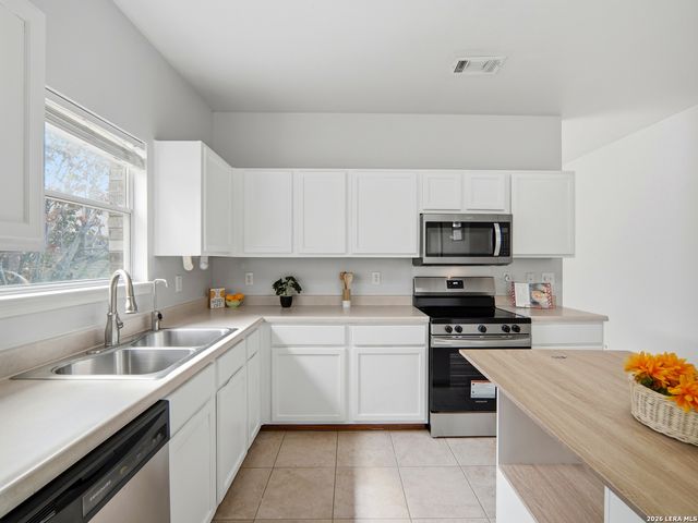21402 Encino Lookout, San Antonio, TX 78259