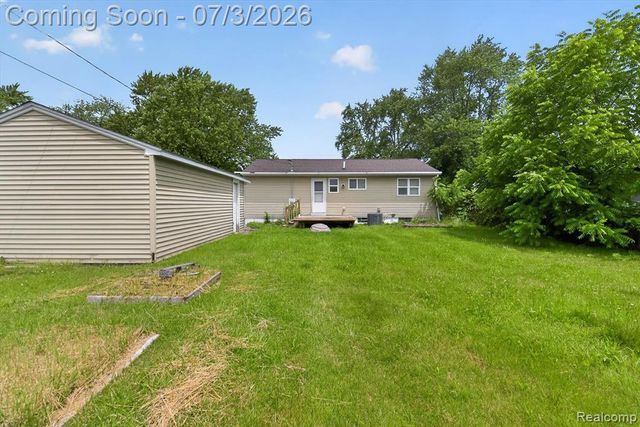 1370 Parkwood Avenue, Ypsilanti, MI 48198