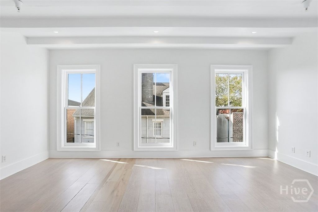 Image 18 of property listing at 407 E McDonough Street, Savannah, GA 31401