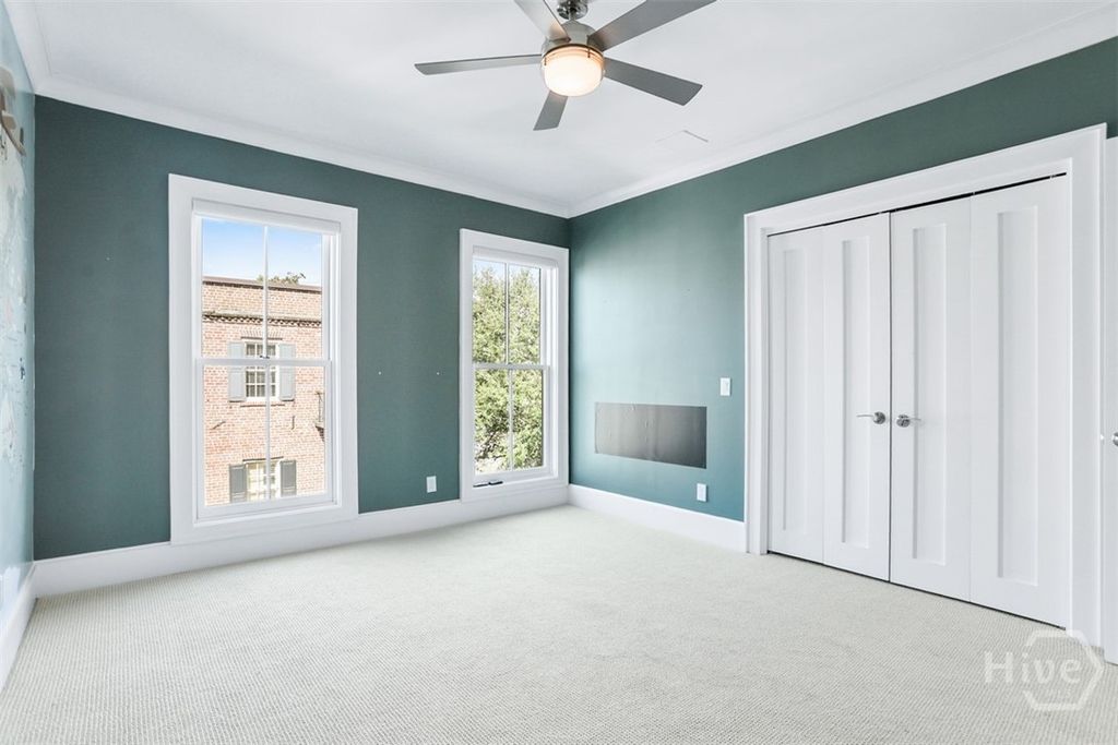 Image 27 of property listing at 407 E McDonough Street, Savannah, GA 31401