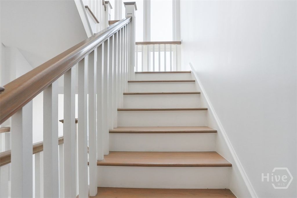 Image 32 of property listing at 407 E McDonough Street, Savannah, GA 31401