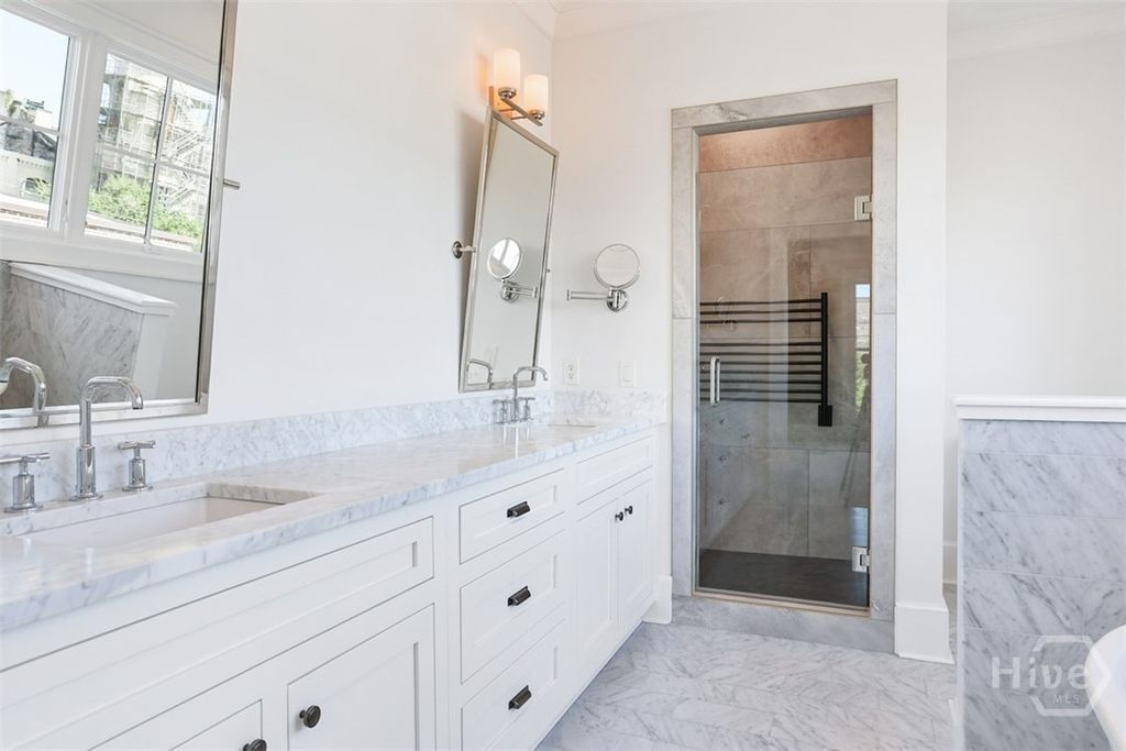 Image 47 of property listing at 407 E McDonough Street, Savannah, GA 31401