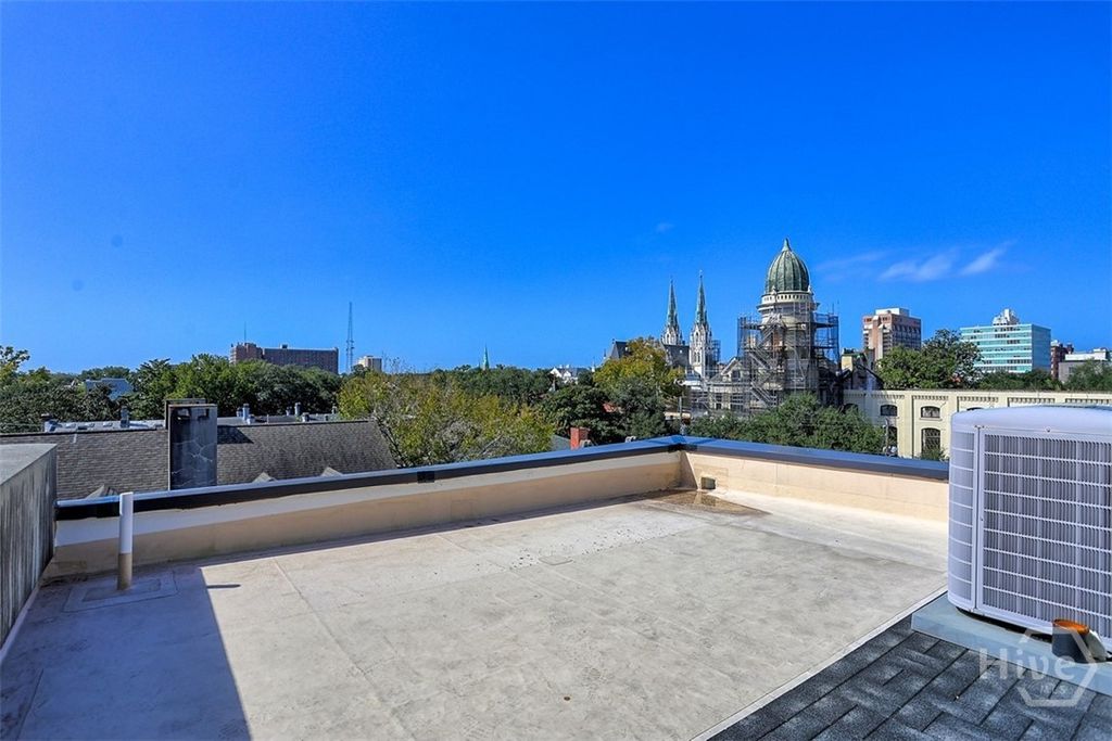 Image 52 of property listing at 407 E McDonough Street, Savannah, GA 31401