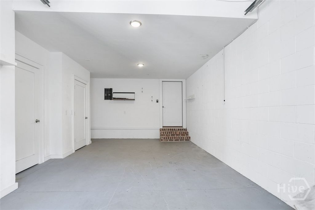 Image 59 of property listing at 407 E McDonough Street, Savannah, GA 31401