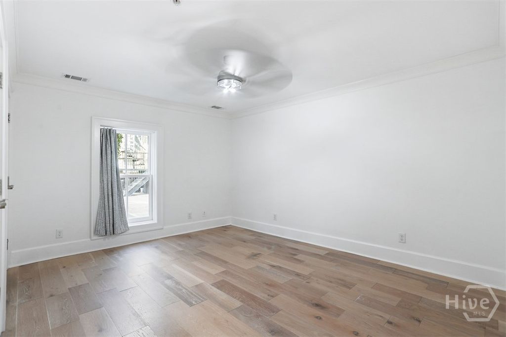 Image 61 of property listing at 407 E McDonough Street, Savannah, GA 31401